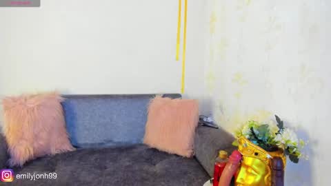 EMYLY  online show from 01.26.25