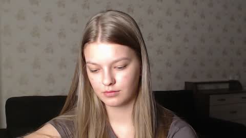 EmySway online show from 12.21.24