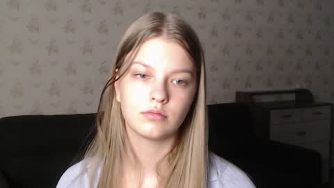 EmySway online show from 12.22.24