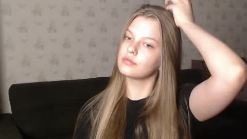 EmySway online show from 03.12.25