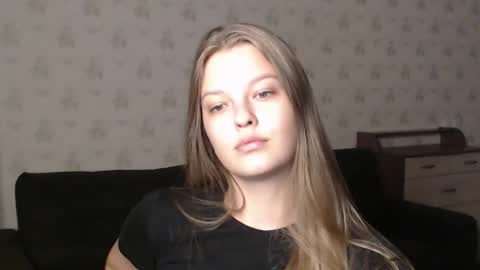 EmySway online show from 10.04.25