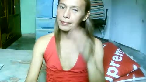 CHUN LY online show from 04.14.26