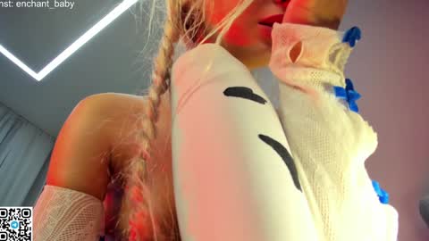 Snapshot of enchant_baby_ chatting on 12.11.24 My name is Eva online show from 12.11.24