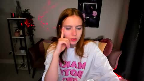 Snapshot of enchanted_bella chatting on 01.18.26 enchanted_bella online show from 01.18.26