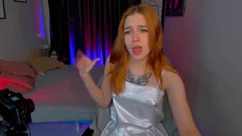 Snapshot of enchanted_bella chatting on 02.08.26 enchanted_bella online show from 02.08.26