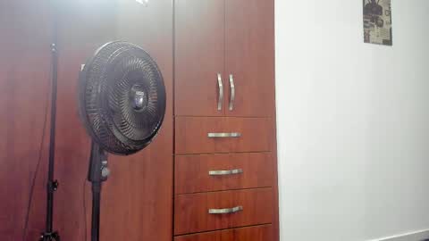 Gio online show from 04.12.26