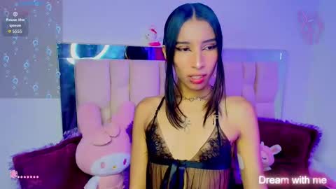 Snapshot of engel_rousex chatting on 11.25.25 Engel online show from 11.25.25