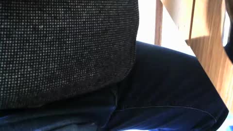 engin_83 online show from 11.05.25