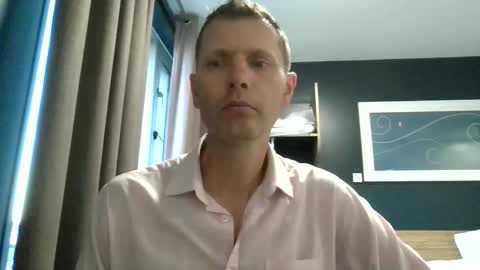 EnglishGuy183 online show from 03.18.26