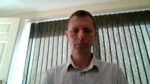 Snapshot of englishguy183 chatting on 05.12.26 EnglishGuy183 online show from 05.12.26