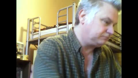 englishguysurrey online show from 01.12.25