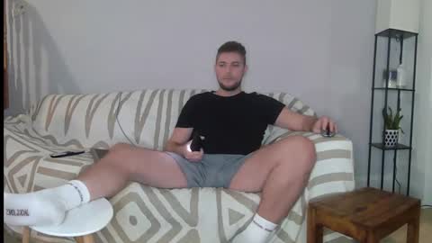 Snapshot of englishladxxx chatting on 12.07.24 Englishladxxx online show from 12.07.24