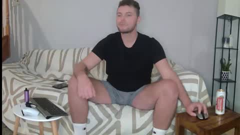 Snapshot of englishladxxx chatting on 12.08.24 Englishladxxx online show from 12.08.24