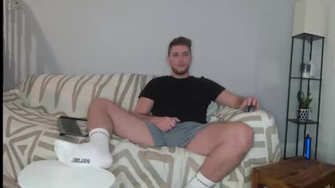 Snapshot of englishladxxx chatting on 12.11.24 Englishladxxx online show from 12.11.24