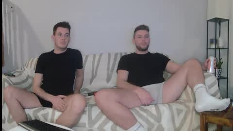 Snapshot of englishladxxx chatting on 12.18.24 Englishladxxx online show from 12.18.24
