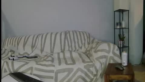 Snapshot of englishladxxx chatting on 12.21.24 Englishladxxx online show from 12.21.24