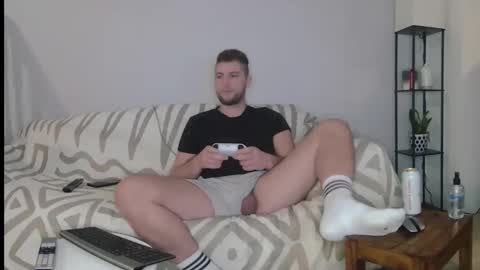 Snapshot of englishladxxx chatting on 12.21.24 Englishladxxx online show from 12.21.24