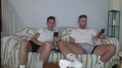 Snapshot of englishladxxx chatting on 09.23.25 Englishladxxx online show from 09.23.25