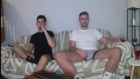 Snapshot of englishladxxx chatting on 10.03.25 Englishladxxx online show from 10.03.25