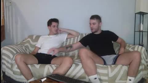 Snapshot of englishladxxx chatting on 10.05.25 Englishladxxx online show from 10.05.25