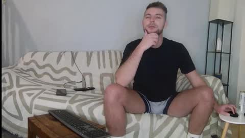 Snapshot of englishladxxx chatting on 10.09.25 Englishladxxx online show from 10.09.25