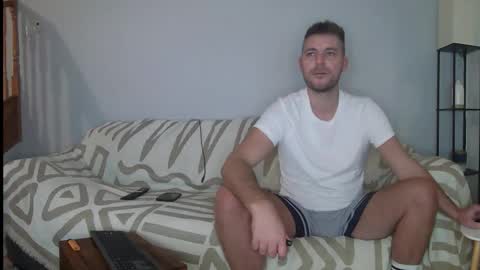 Snapshot of englishladxxx chatting on 10.12.25 Englishladxxx online show from 10.12.25