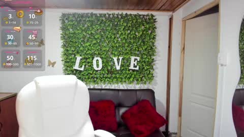 Enma clark online show from 12.07.24