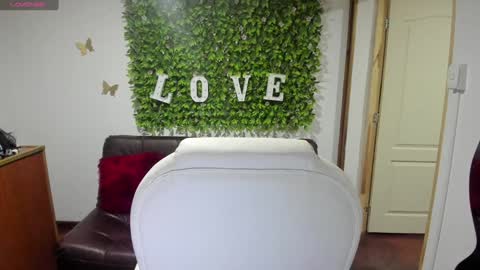 Enma clark online show from 01.19.25