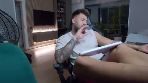 Erik online show from 03.01.25