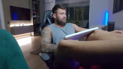 Erik online show from 10.06.25