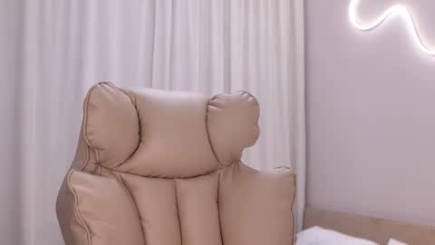 entya online show from 11.18.25