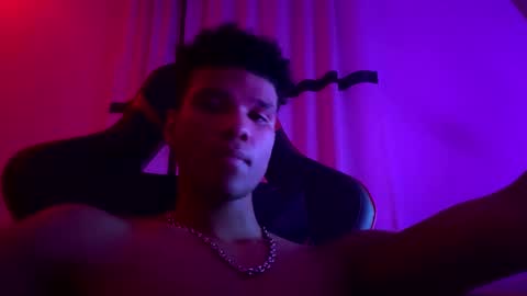 Snapshot of enzo97kat chatting on 12.25.24 enzo97kat online show from 12.25.24