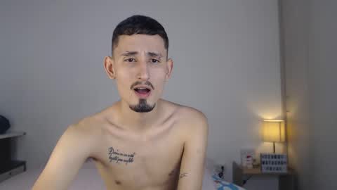 Snapshot of enzo_1408 chatting on 01.31.25 enzo 1408 online show from 01.31.25