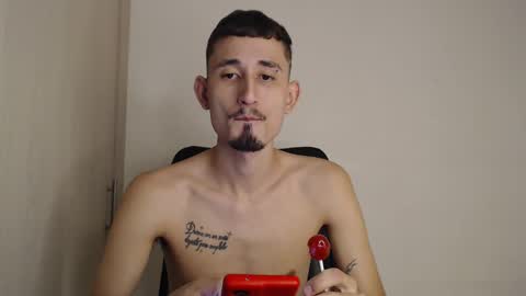 Snapshot of enzo_1408 chatting on 02.17.25 enzo 1408 online show from 02.17.25