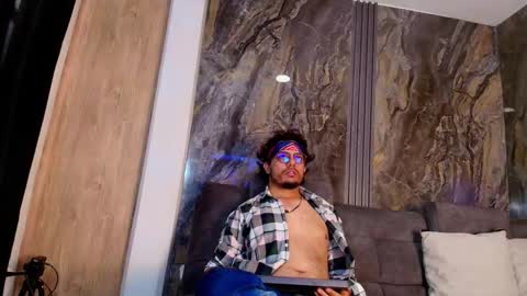 Enzo online show from 12.02.25