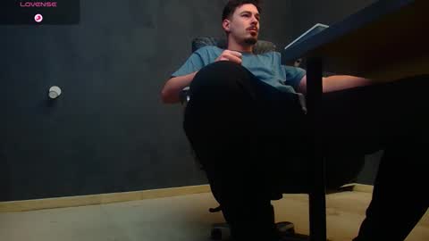 EnzoRace online show from 10.28.25