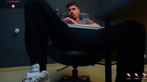 EnzoRace online show from 11.13.25