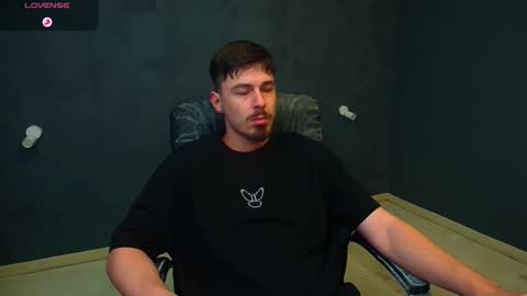 EnzoRace online show from 11.17.25