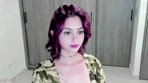 Leyla online show from 09.27.25