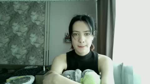 Lucy NEXT STREAM January 5 HNY  online show from 02.04.26