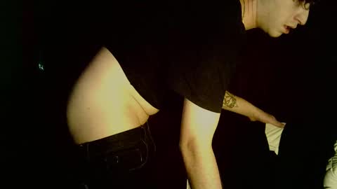 Snapshot of epizness chatting on 02.22.25 Kris online show from 02.22.25