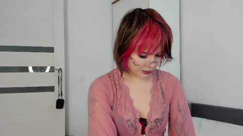 Snapshot of erapody chatting on 06.18.26 Venice online show from 06.18.26