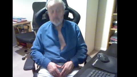 erasmus_d online show from 12.01.24