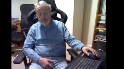 erasmus_d online show from 12.13.24