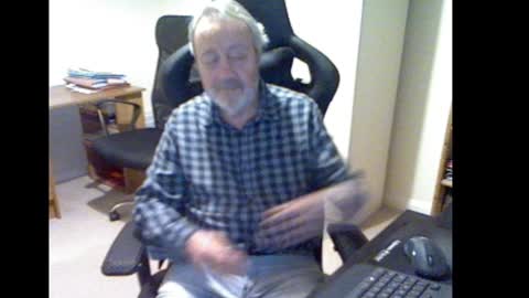 erasmus_d online show from 01.29.25