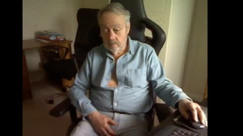erasmus_d online show from 03.06.25