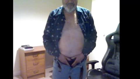 erasmus_d online show from 10.19.25