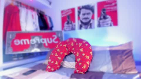 Snapshot of eren_blade_ chatting on 12.18.25 Tht BOSS Eren online show from 12.18.25