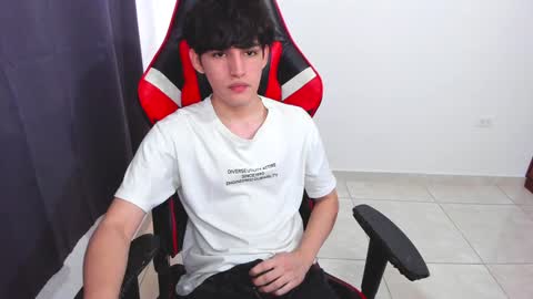 eren_tatakae online show from 01.24.25