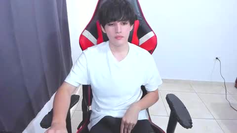 eren_tatakae online show from 10.17.25